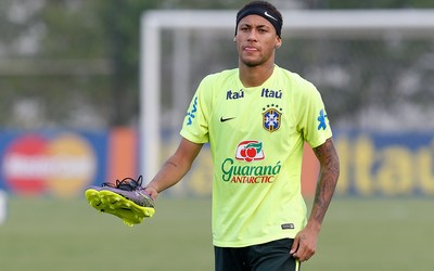 球探体育热评-塔雷米上演助攻帽子戏法